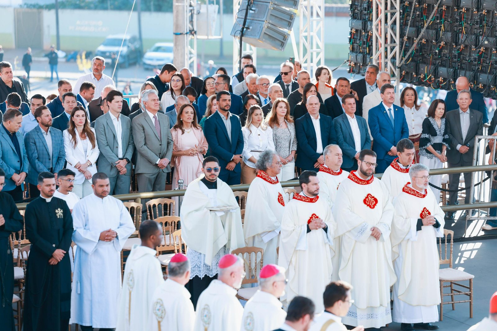 Ronaldo e Gracinha Caiado celebram grandiosidade da Romaria de Trindade