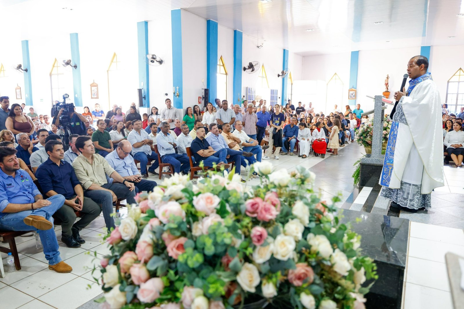 Em Guarinos, Daniel Vilela participa da Romaria de Nossa Senhora da Penha