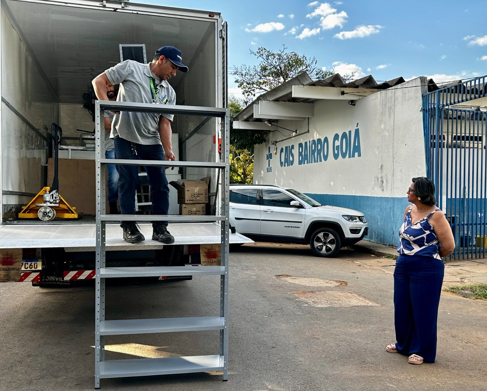 Prefeitura de Goiânia entrega novo mobiliário ao Cais Bairro Goiá