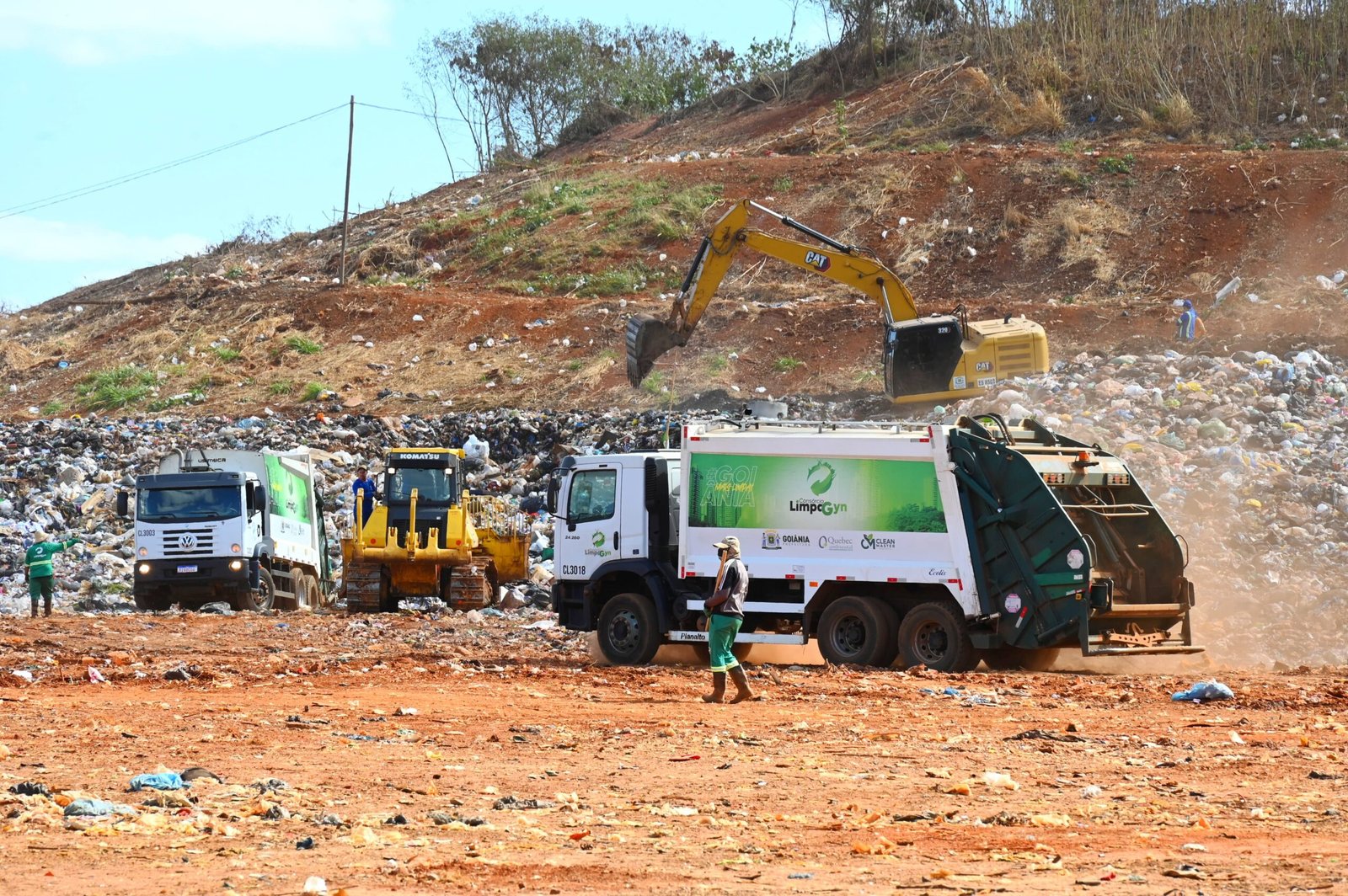 Presidente da Abrema visita aterro sanitário ao lado de Mabel e elogia trabalho no local