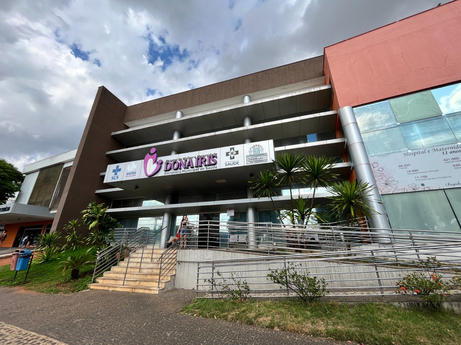 Prefeitura de Goiânia realiza mutirão de exames preventivos e inserção de DIU na Maternidade Dona Íris