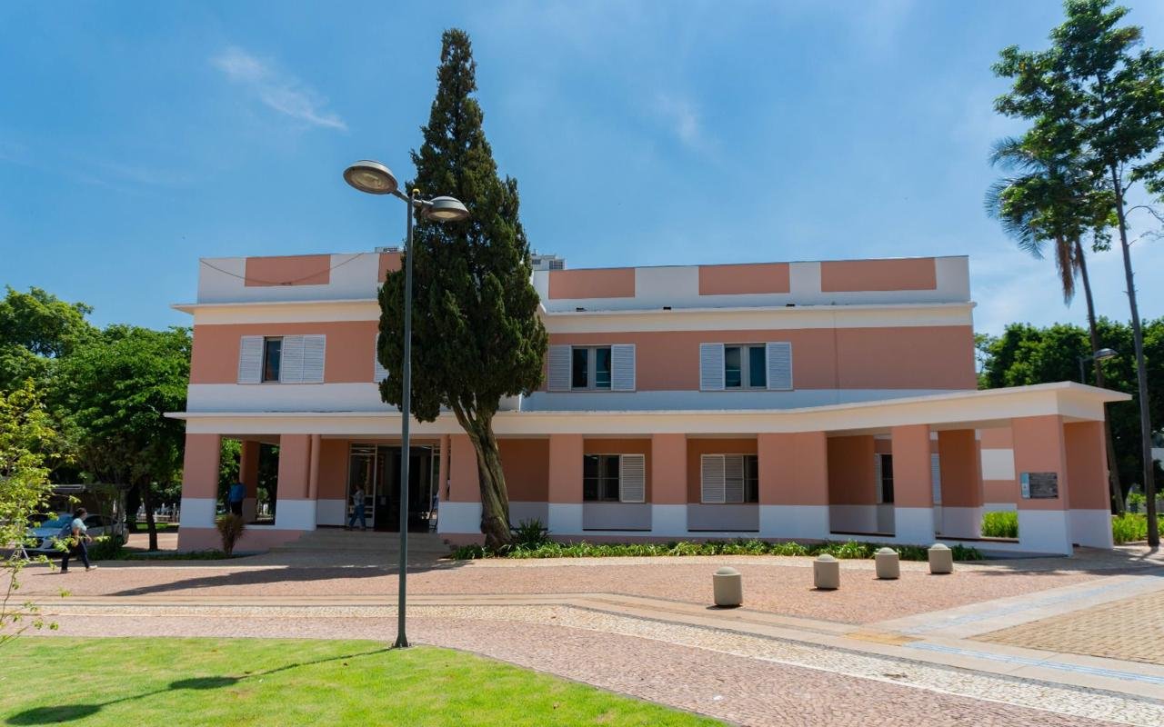 Governo de Goiás promove maior prêmio de literatura do Brasil para livros inéditos