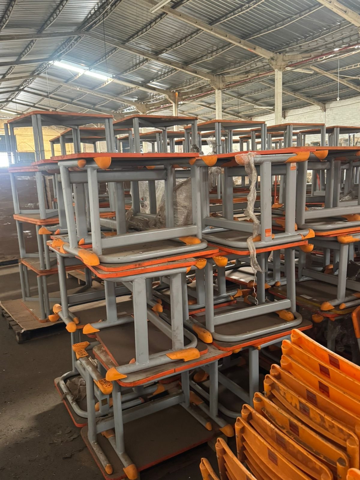 Objetos que chegarão às escolas, estão devidamente embalados e em perfeitas condições de uso