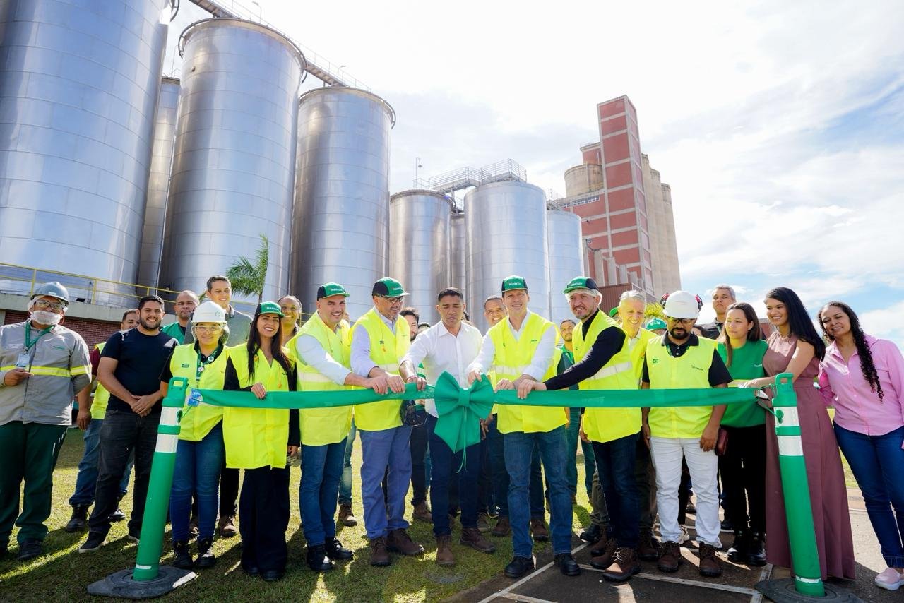 “Investimentos simbolizam mais oportunidades para goianos”, diz Daniel Vilela em visita à fábrica do Grupo Heineken