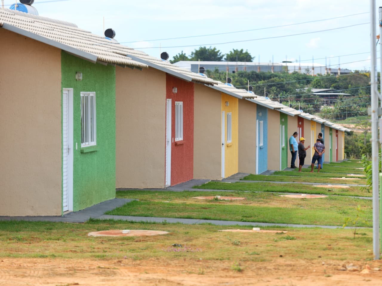 ”Dignidade e segurança para uma vida melhor”, diz Daniel Vilela ao entregar 195 casas no Centro goiano