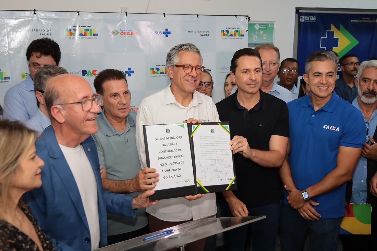 ”HMAP é o hospital que mais realiza cirurgias eletivas no Brasil”, diz ministro Padilha, ao lado do prefeito Vilela, ao assinar ordem de serviço de duas policlínicas em Aparecida
