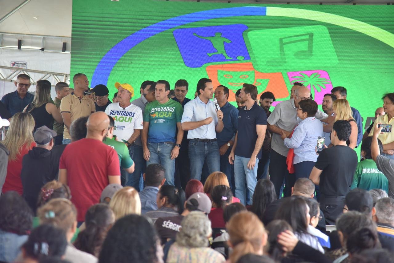 Prefeito Vilela destaca parceria com Alego durante ação que leva serviços gratuitos à Cidade Vera Cruz