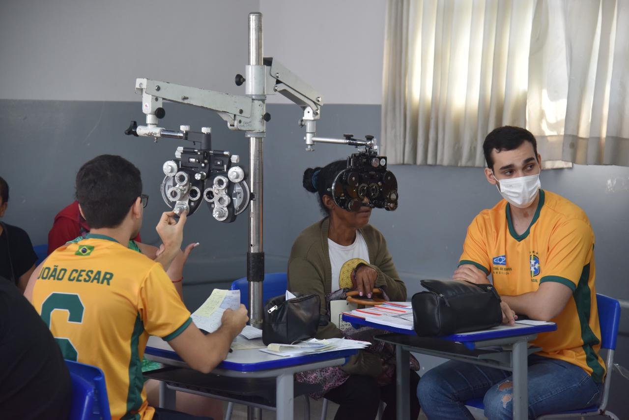 Gestão Vilela realiza mutirão na Vila Alzira e homenageia mais de 50 lideranças comunitárias