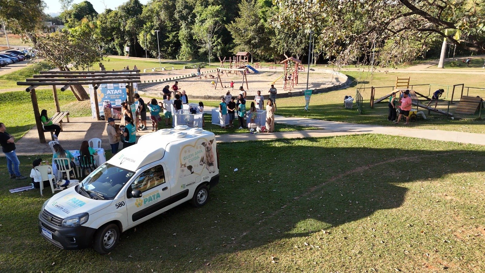 Prefeitura de Aparecida amplia programa de adoção de pets e realiza primeira edição em parque municipal